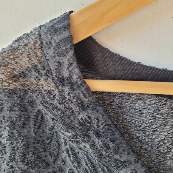 Chloe Black Top, Size 4 - Picture 2 of 8